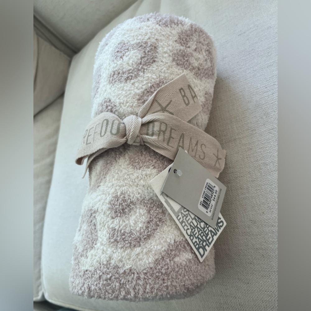 NWT Barefoot Dreams Baby Blanket
